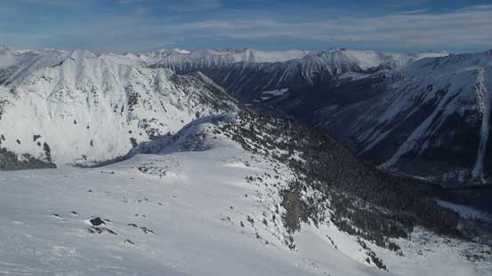 Traversing back onto the NE Ridge proper