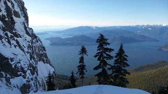 Topping above the ramp/couloir now, looking down at Howe Sound