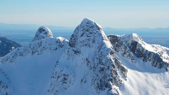 A zoomed-in view of the Lions - East Lion on left and West Lion on right.