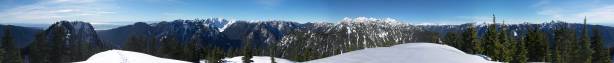 Summit Panorama from North Needle. Click to view large size.