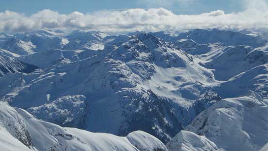 This is Snowspider Mountain which I bagged a month ago via Vantage Col