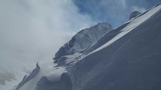 Features on the summit ridge of Mt. Hartzell