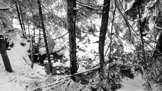 First sight of Boulder Creek. Had to go fair a ways down to cross. 